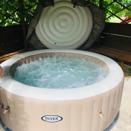 Ferienhaus Nibylandia Dom Pod Lasem