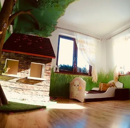 Nibylandia Dom Pod Lasem Semesterbostad *