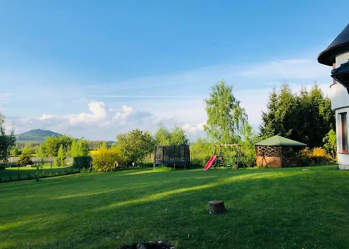 Nibylandia Dom Pod Lasem *