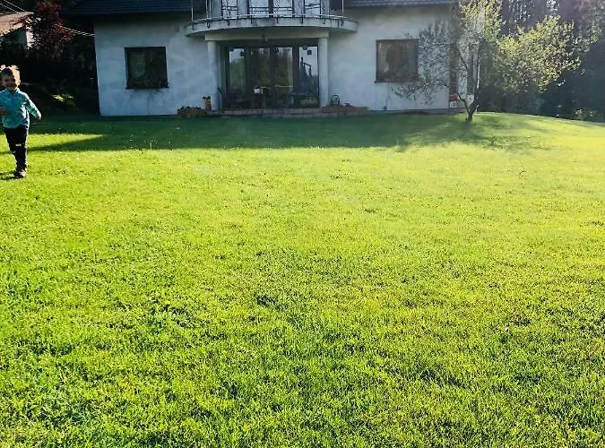 Nibylandia Dom Pod Lasem Semesterbostad